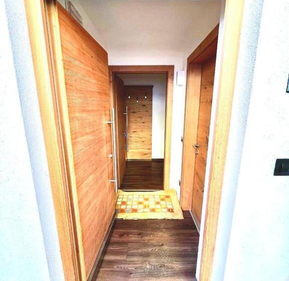 Апартаменты 1 Спальня, Chalet Marcora