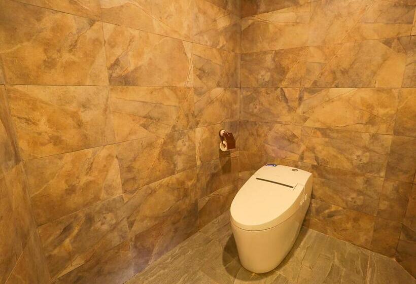Deluxe room with river view, Lee S Boutique Resort