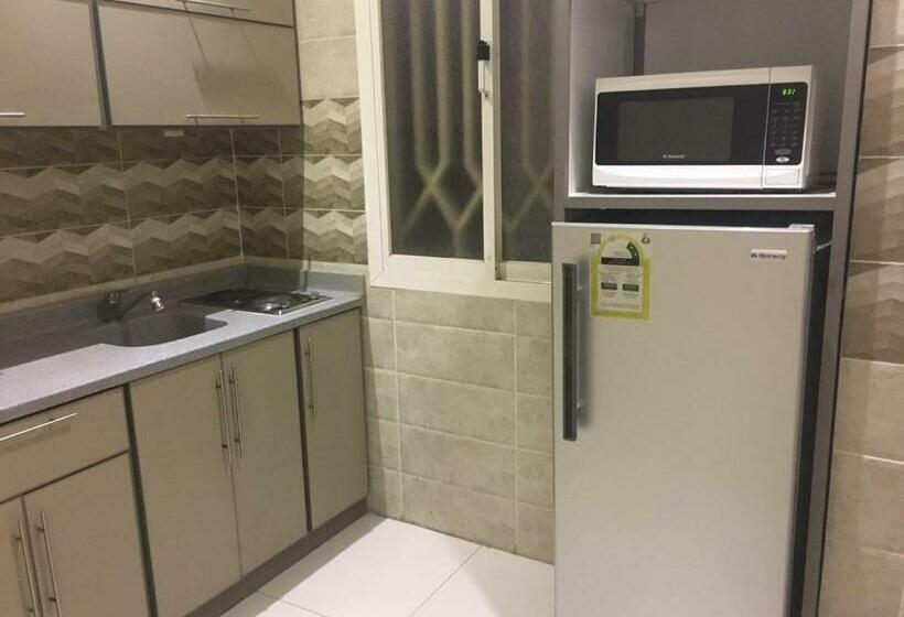 Escritório Estándar, Taleen Al Nakheel Apartment