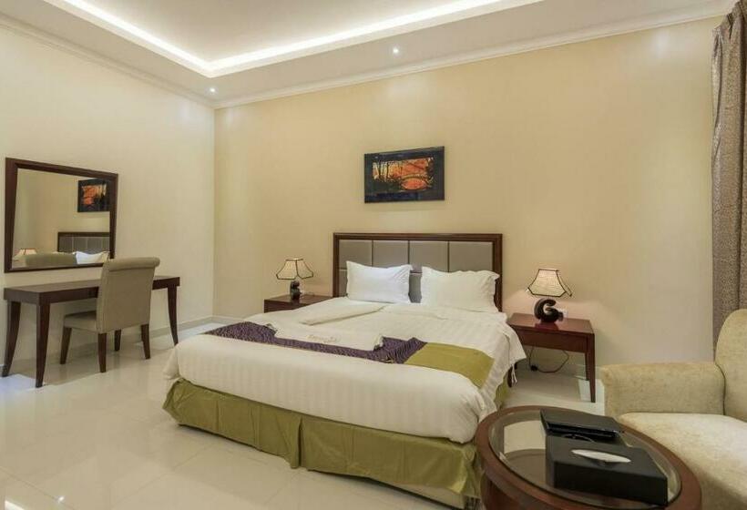 Escritório Estándar, Taleen Al Nakheel Apartment