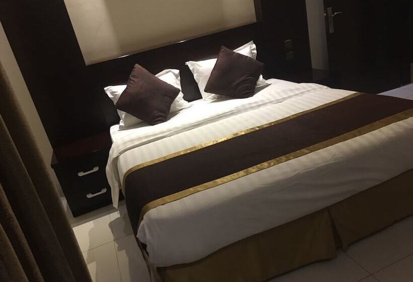 Apartamento 2 Dormitórios, Taleen Al Nakheel Apartment