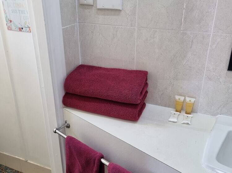 スタンダードルーム, Taree Lodge Motel