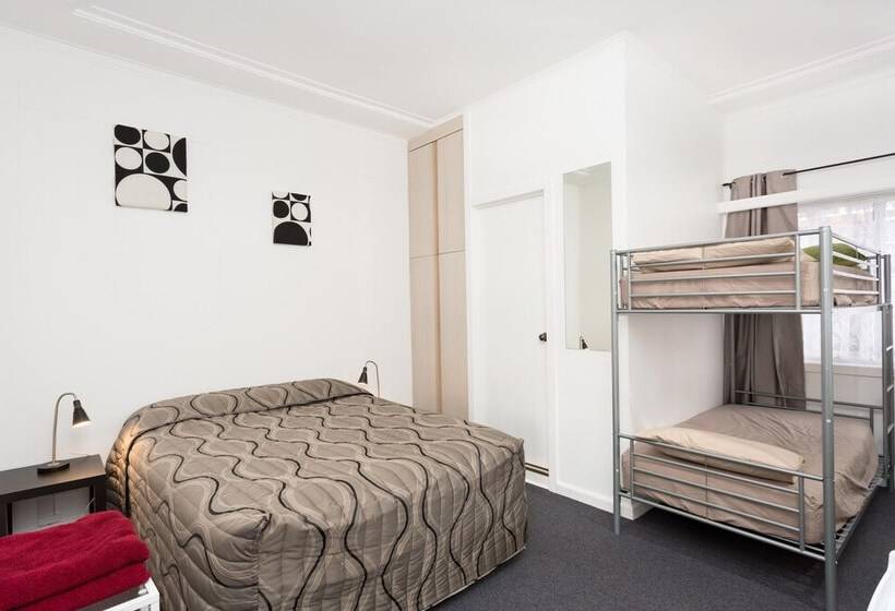 ファミリールーム, Taree Lodge Motel