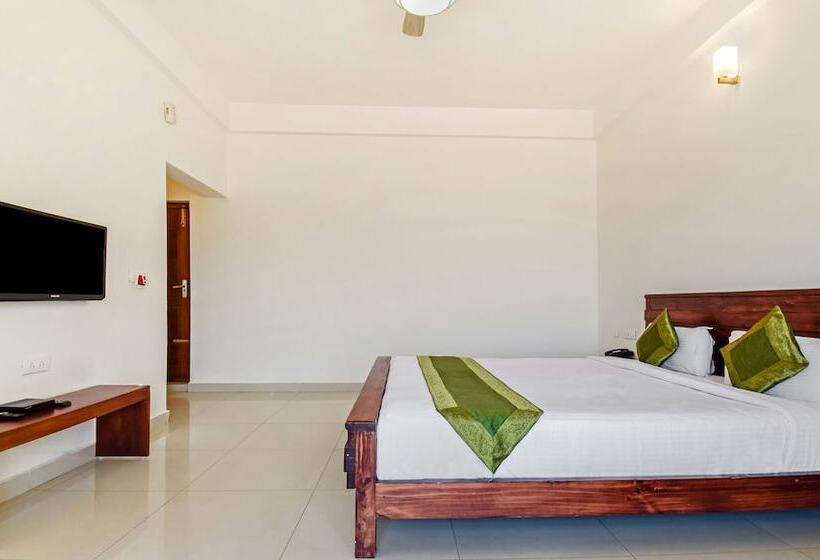 Номер Deluxe, Treebo Vrindavan, 3 Km From Madikeri Fort