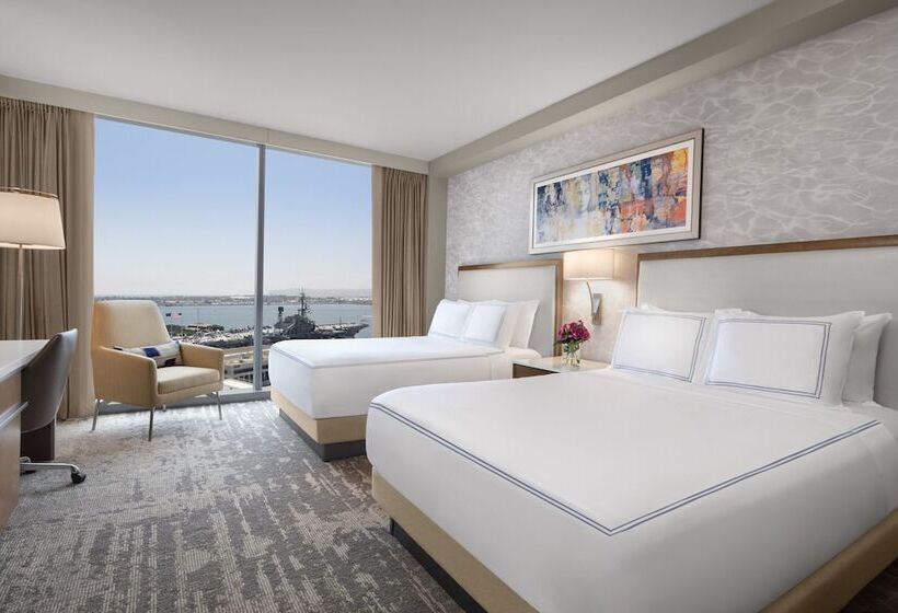 חדר קלאב, Intercontinental San Diego, An Ihg