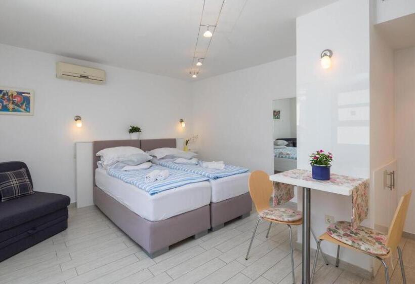 Номер Комфорт, Split Center Suites