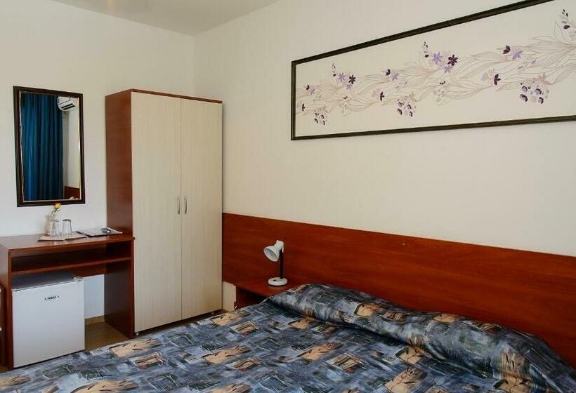 Quarto Estandar Vista Jardim, Zdravets   Free Parking