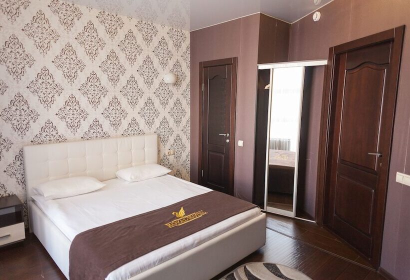 Номер Стандарт, Royal