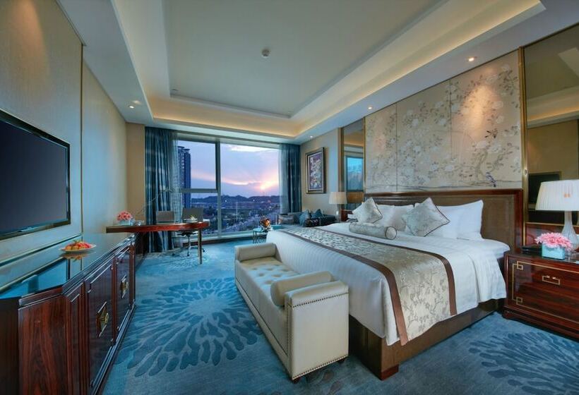اتاق اجرایی, Hualuxe Leshan, An Ihg