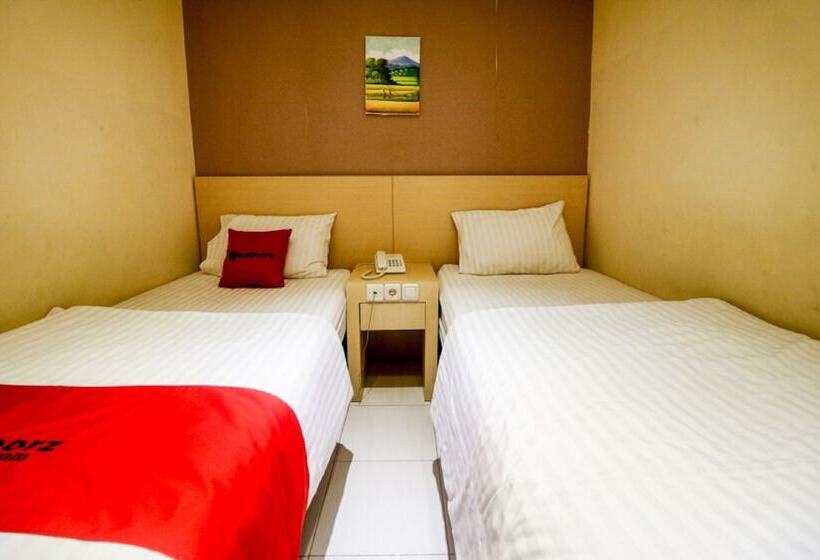 اتاق استاندارد, Reddoorz Near Pasar Tarapung Siring Banjarmasin