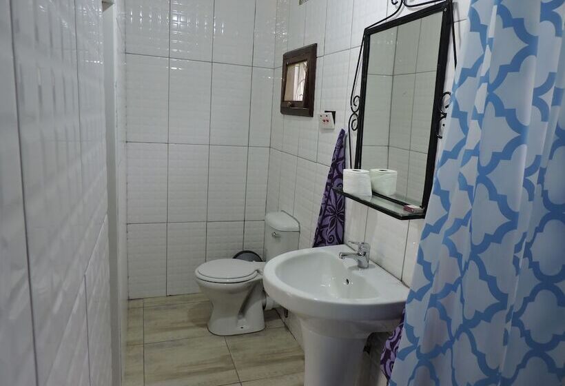 اتاق استاندارد, Café Zambezi House Of Africa   Hostel