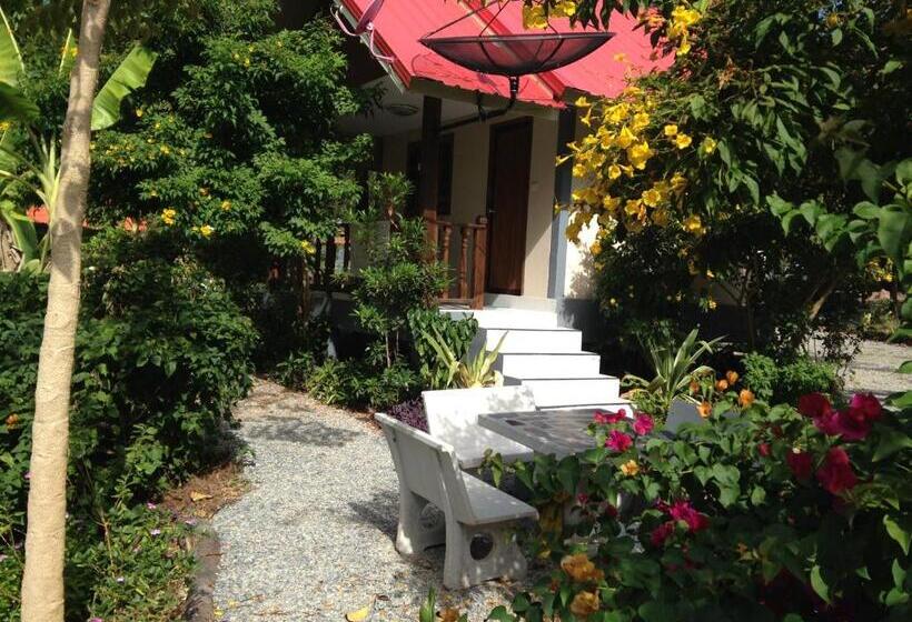 بانگلوی سوپریور, Areeya Resort