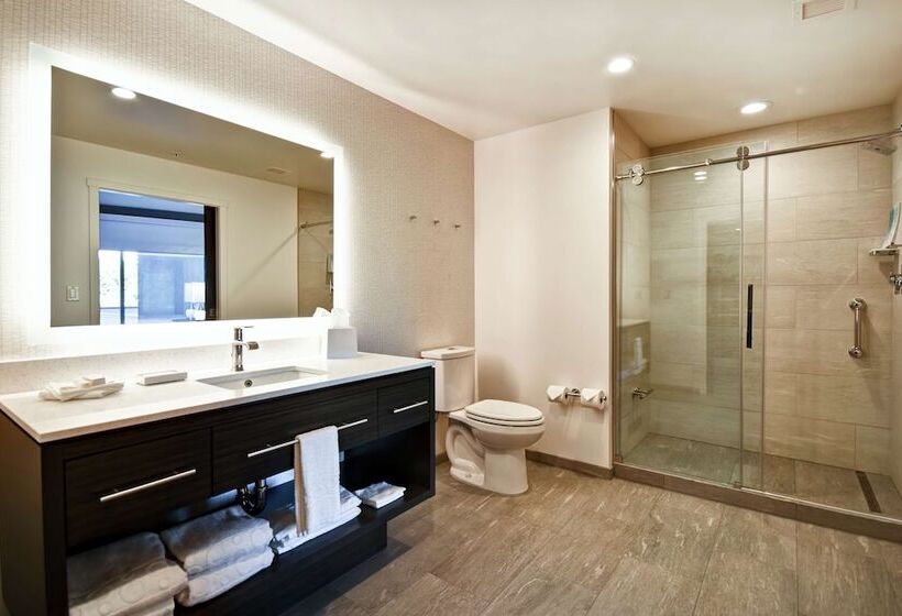 Люкс, Home2 Suites By Hilton Los Angeles Montebello