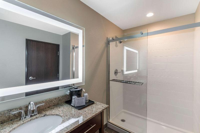 キングサイズベッドのスイートルーム, Sleep Inn & Suites Denver International Airport