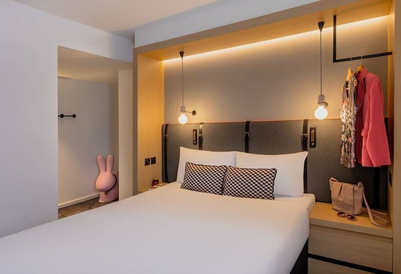 Deluxe-huone, Assembly Leicester Square