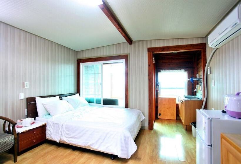 اتاق اکونومی, Windmill & Sea Pension