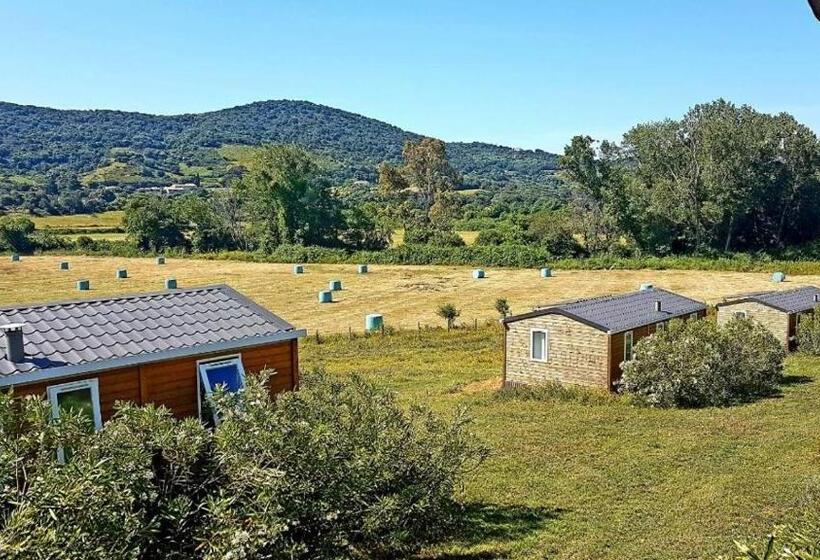 Семейное Бунгало, Ferme De Chiuni