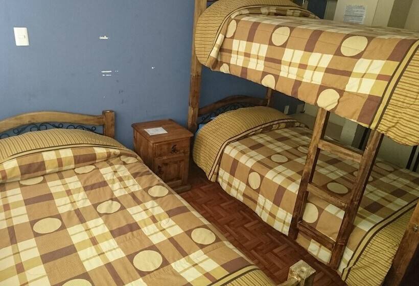 اتاق خانوادگی, Bolivian Heights Hostel