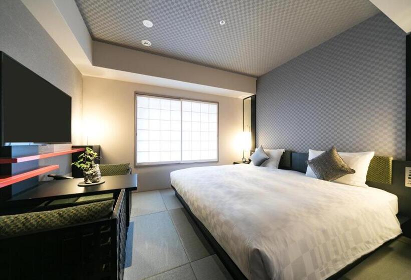 Quarto Estandar Cama King, Resol Trinity Kyoto