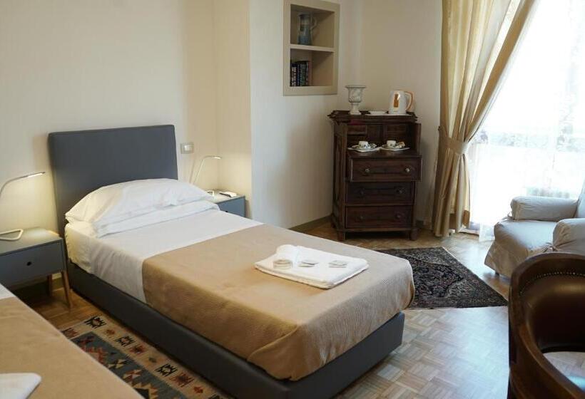 اتاق استاندارد, Avenue Rooms