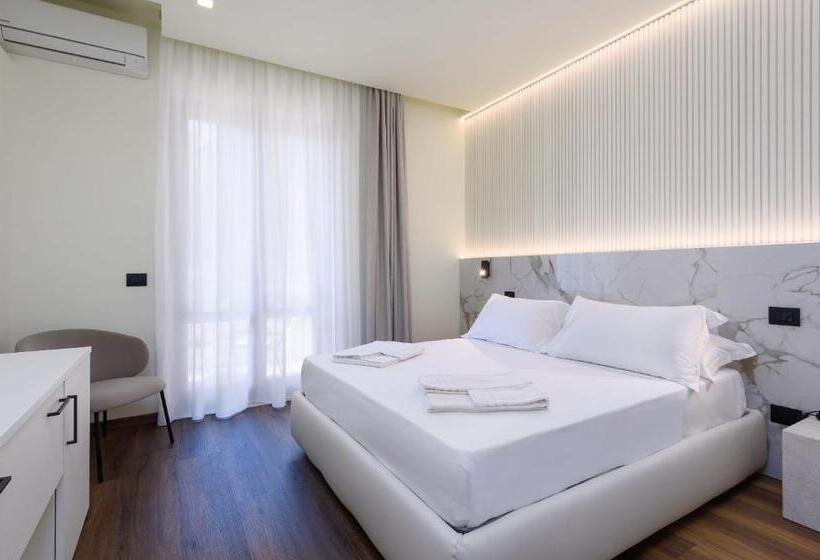 スタンダードトリプルルーム, Albergo Auralba