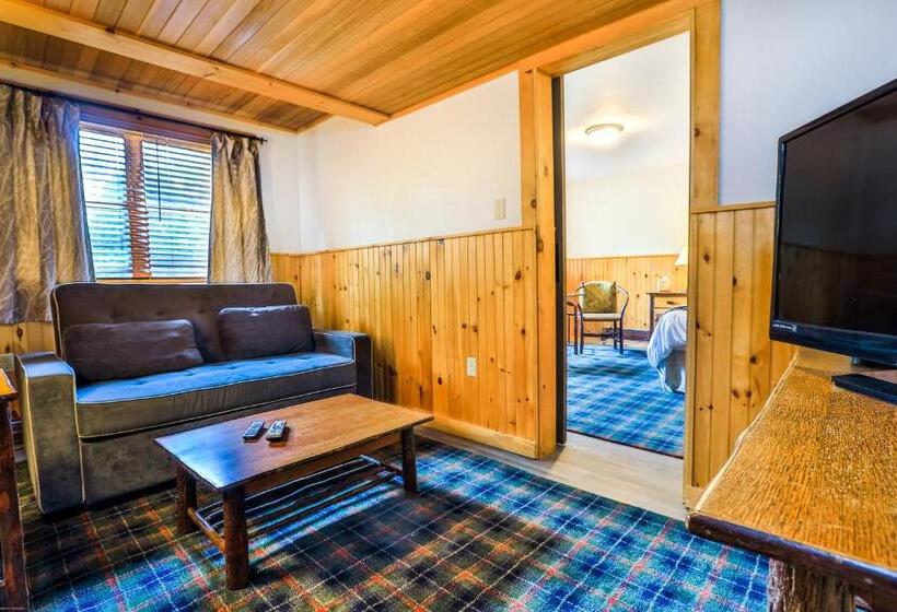Семейный Номер, Garnet Hill Lodge