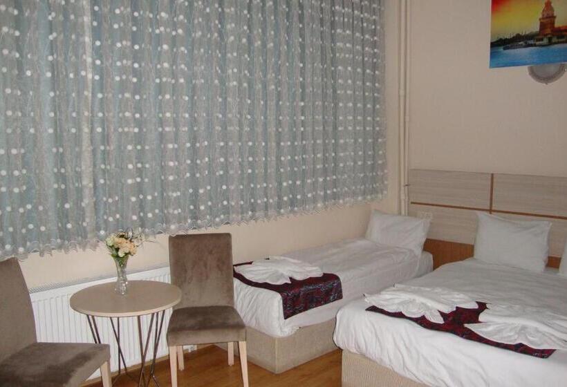 اتاق استاندارد سه نفره, Royal Suites Besiktas