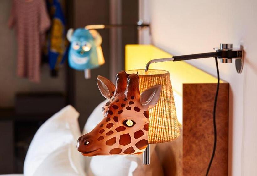 Номер Стандарт, Mama Shelter Lille