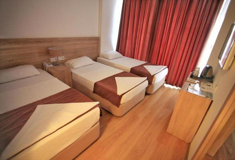 اتاق استاندارد سه نفره, The Marmaris Boutique