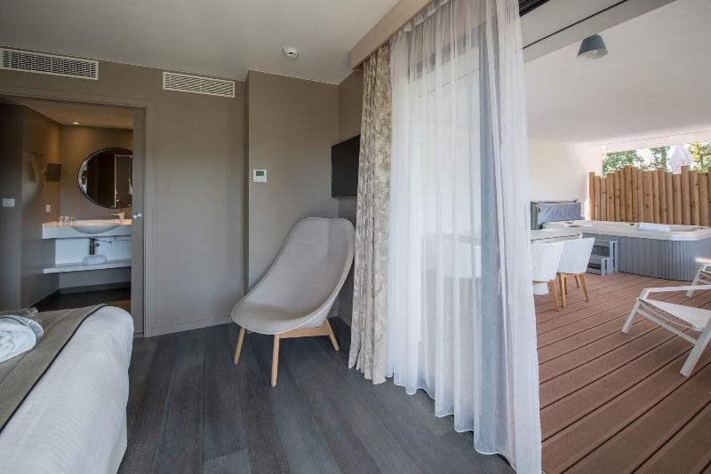 اتاق استاندارد, City Central Inn