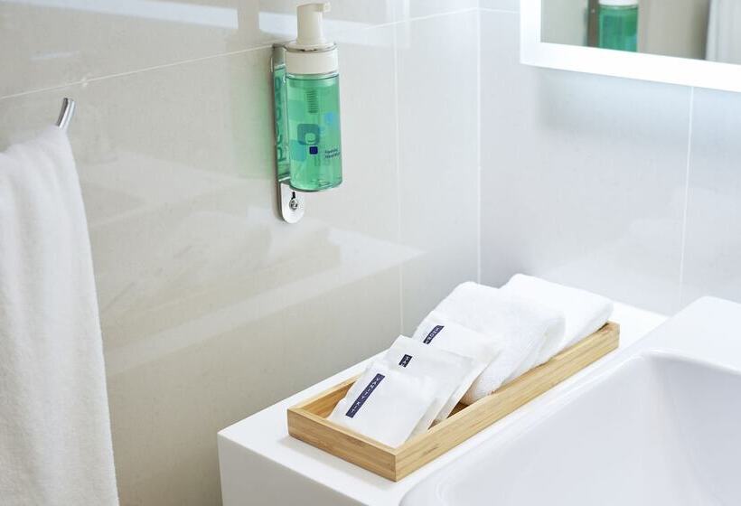Номер Deluxe, Ozo Phuket