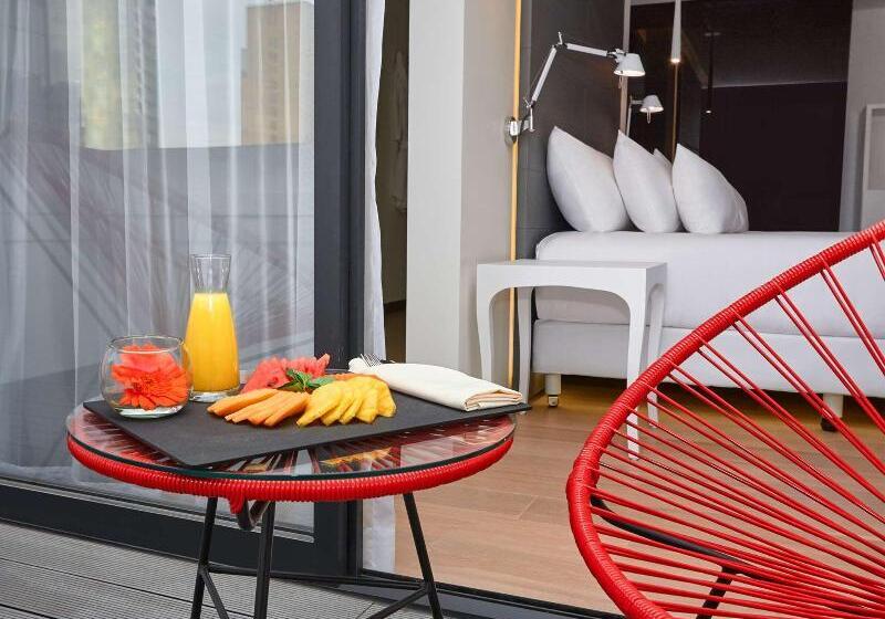 Номер Deluxe Кровать Кинг, Ozo Phuket