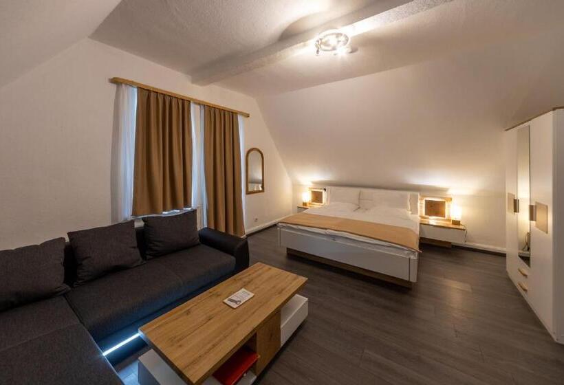 Номер Deluxe с Балконом, Villa Feise