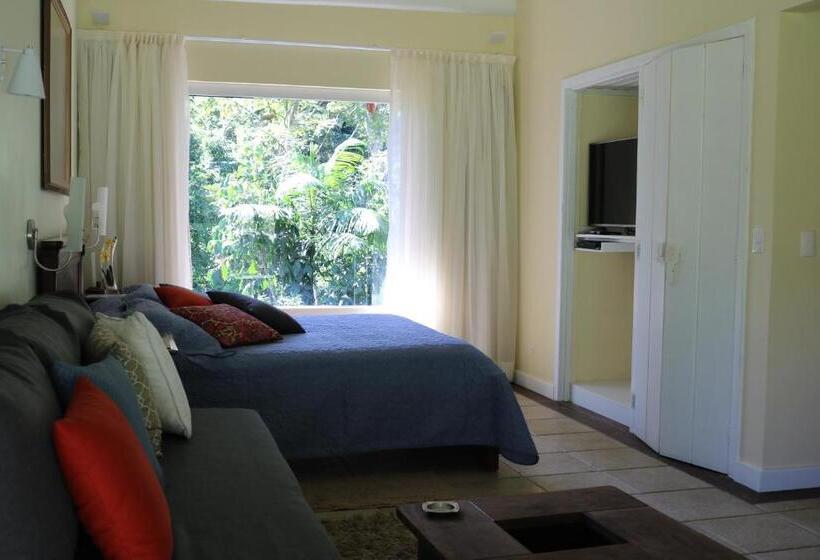 디럭스 스위트, Auberge Suisse Pousada