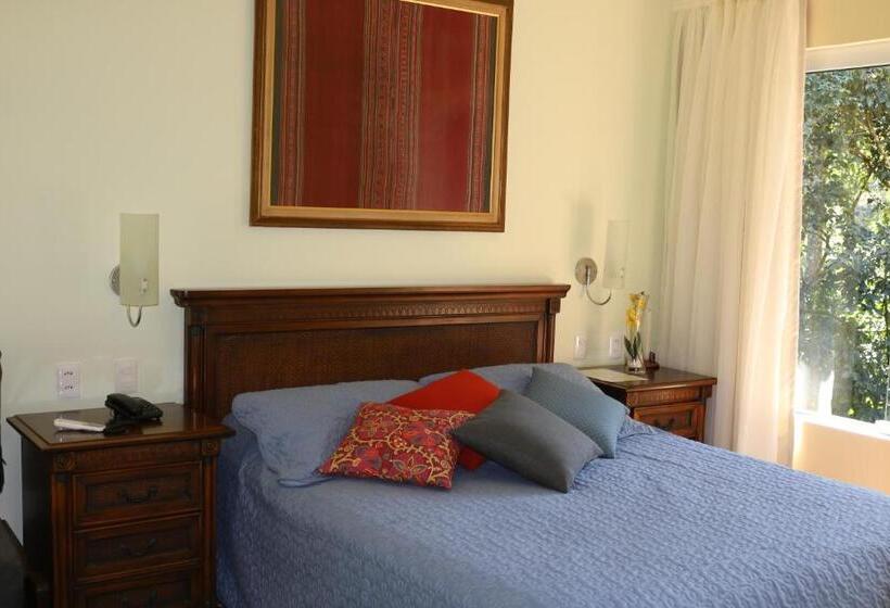 디럭스 스위트, Auberge Suisse Pousada