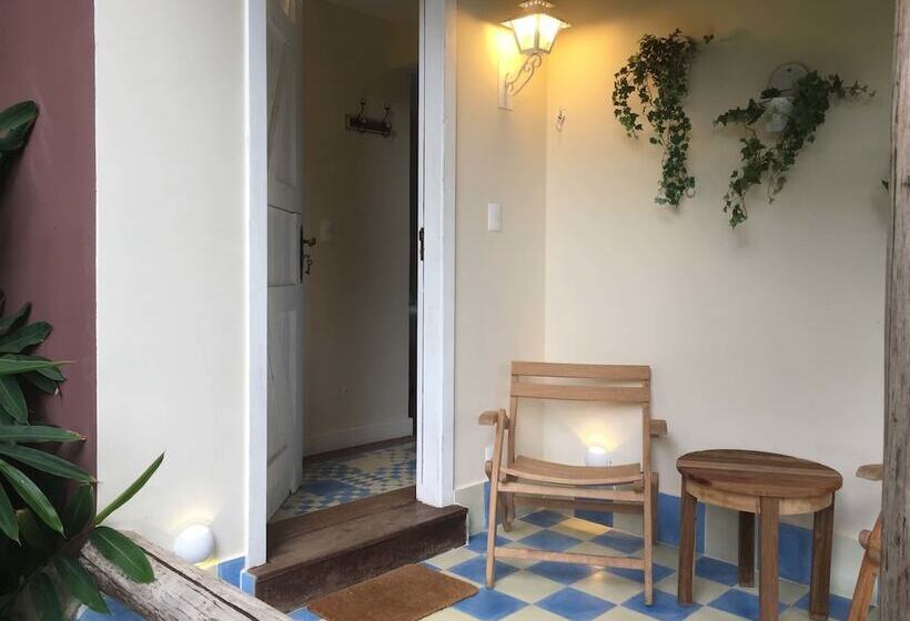 디럭스 방갈로, Auberge Suisse Pousada