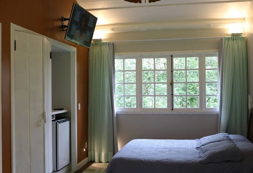 디럭스 방갈로, Auberge Suisse Pousada