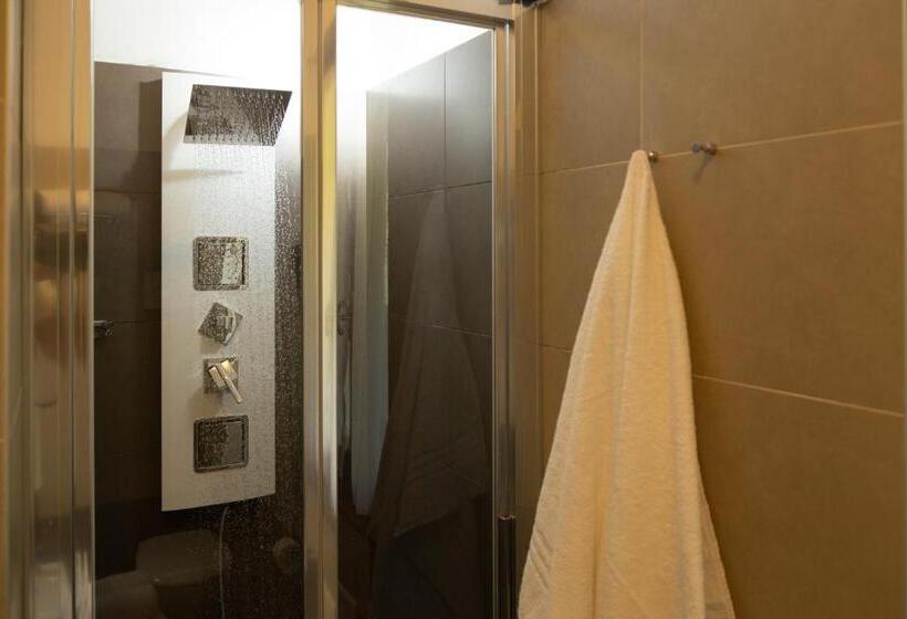 1 Bedroom Apartment Lake View, Residence Panorama La Forca, Gtsgroup
