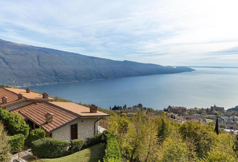 2 Bedrooms Apartment Lake View, Residence Panorama La Forca, Gtsgroup