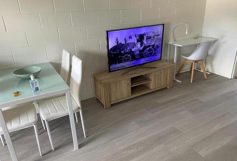 شقة غرفتين, Coral Reef Resort
