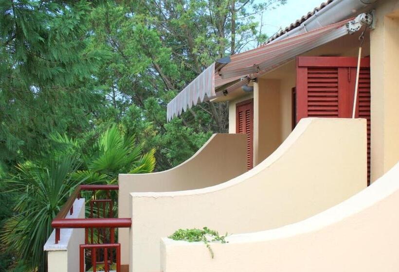 إستوديو قياسى, Residence Villa Agrimare