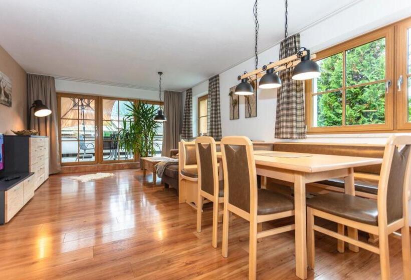 带2个卧室的高级公寓, Brandstatthof Leogang