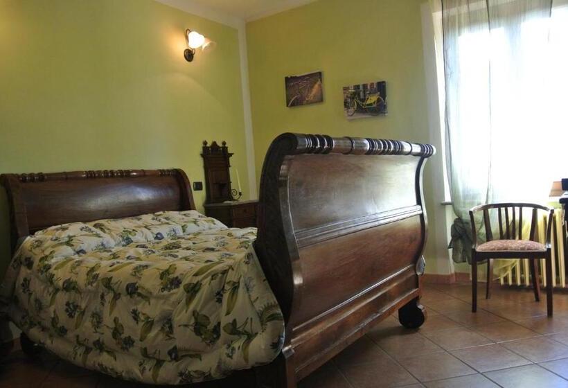 اتاق استاندارد با تخت بزرگ, Agriturismo Tre Tigli