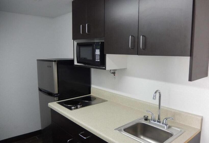 Четырехместный Номер Классик, Motel 6 Portland, Tx