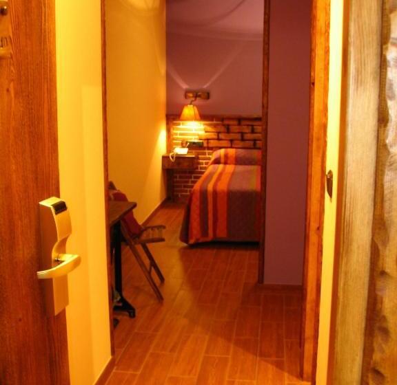 Номер Стандарт, Hostal Xaloa Orio