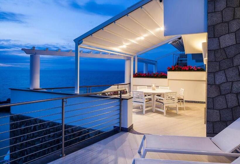 3 Bedroom Deluxe Apartment Sea View, Ischia Blu Resort