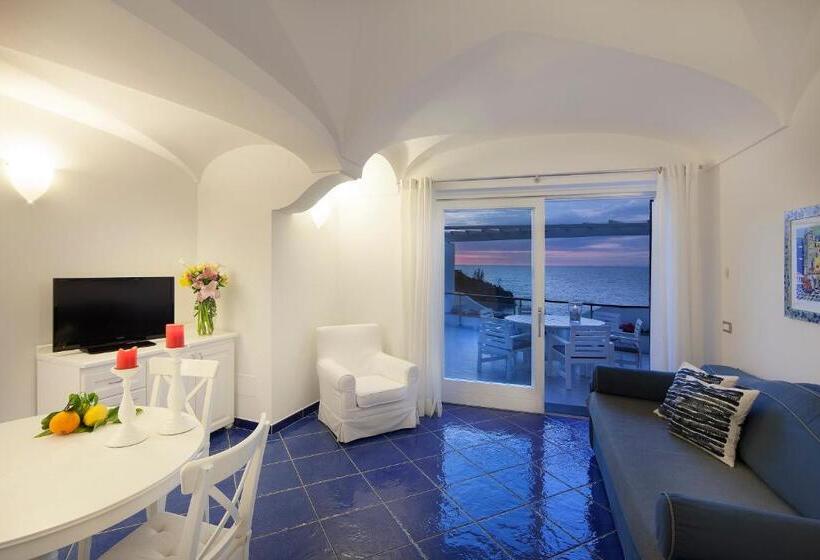 3 Bedroom Deluxe Apartment Sea View, Ischia Blu Resort