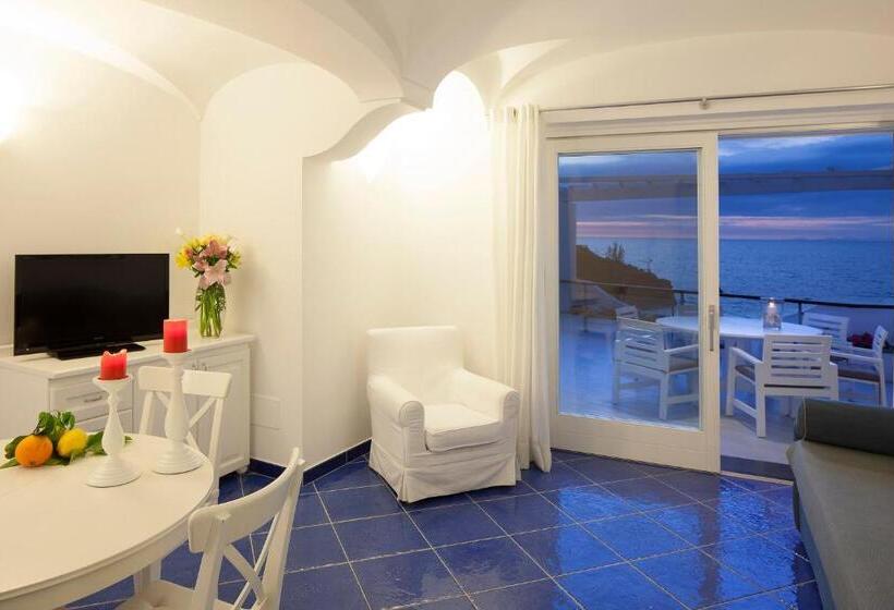 3 Bedroom Deluxe Apartment Sea View, Ischia Blu Resort