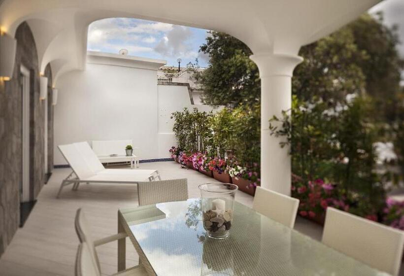 آپارتمان لوکس 2 خوابه, Ischia Blu Resort