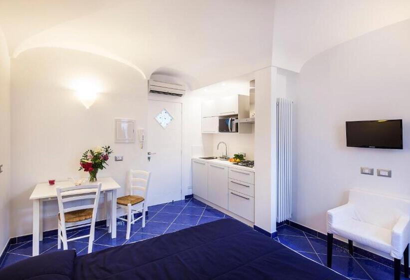 استودیوی استاندارد اینتریور, Ischia Blu Resort
